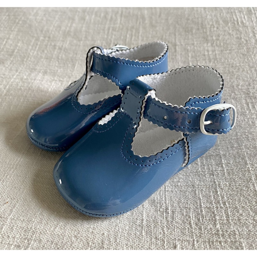 EUC Baby Shoes, EU 17